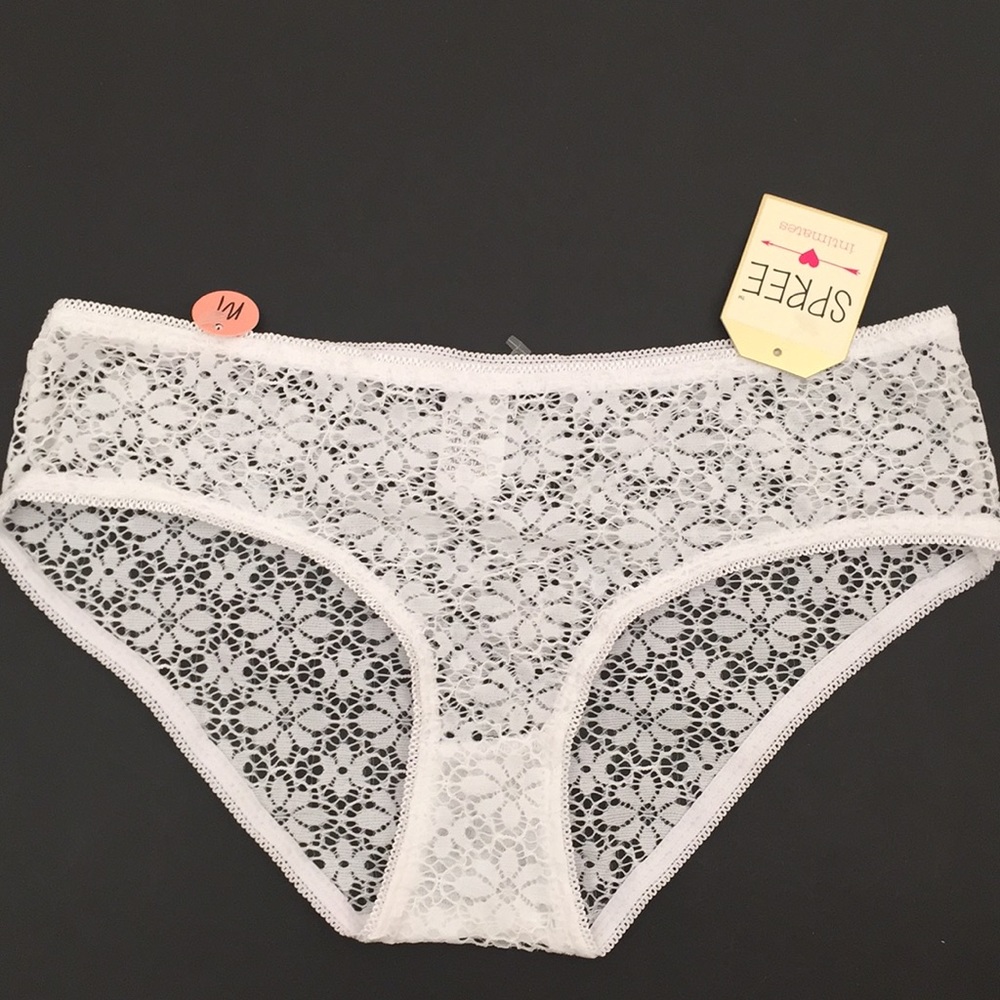 NWT Spree Intimates Floral White Lace Panty Size M